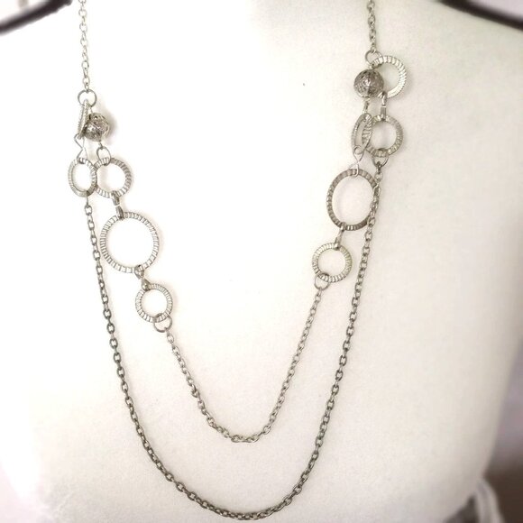 Silver-Tone Layered Necklace Textured Circular Links Double Chain Design - Picture 3 of 4